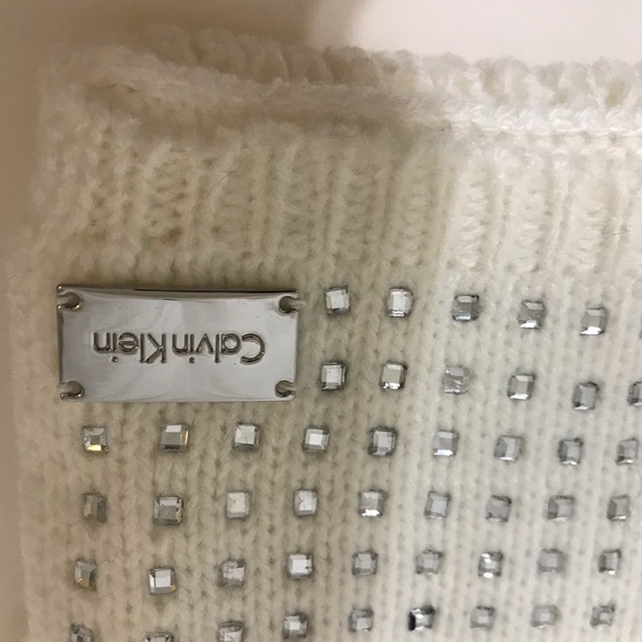 Calvin Klein
One Size Scarf - Picture 4 of 13